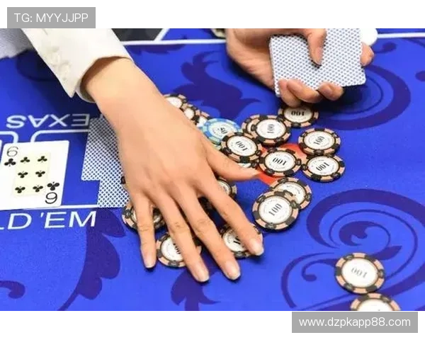 德州扑克在线网站：专业主播直播助力提升游戏互动与娱乐体验